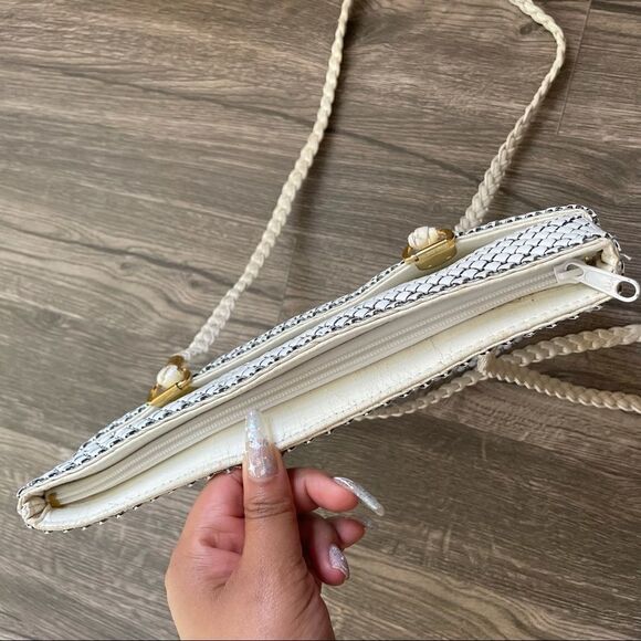 Vintage White Alumesh Rope strap Purse Bag - Picture 11 of 14
